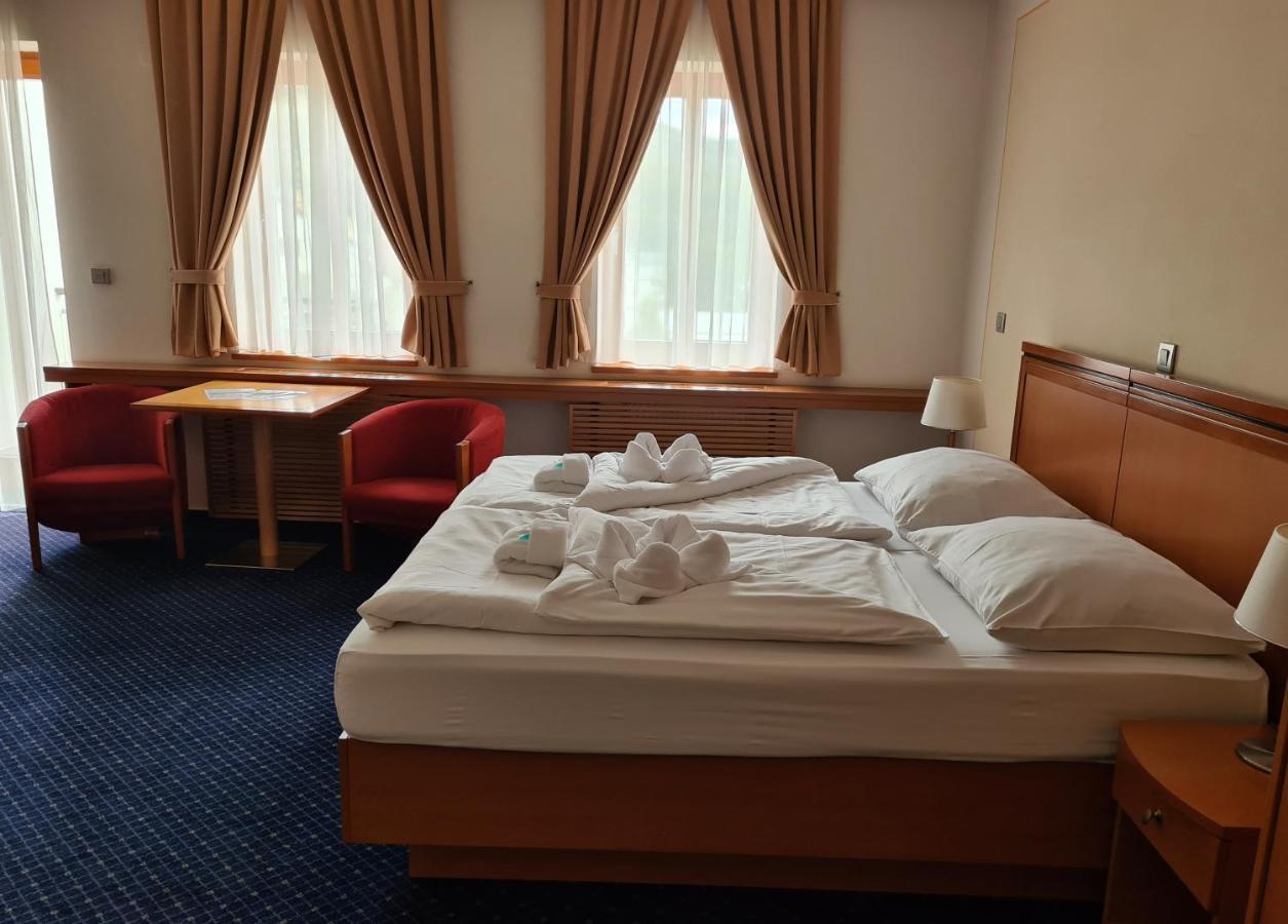 Hotel Slovan Jeseník المظهر الخارجي الصورة